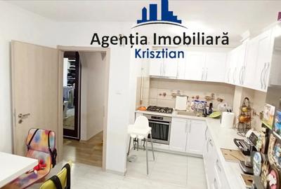 Apartament cu 3 camere de vanzare - Zona Micro 16 - 3