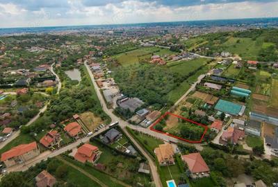 Teren intravilan 1 210 mp, dublu front, de vanzare, Strada Izvorului