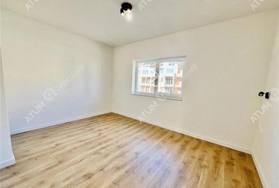 Apartament cu 3 camere semidecomandat în Industrial Vest - 3