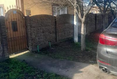 Vanzare casa si teren - 2