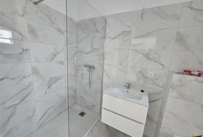 Casă cu Teren 290 Mp în Central - 3