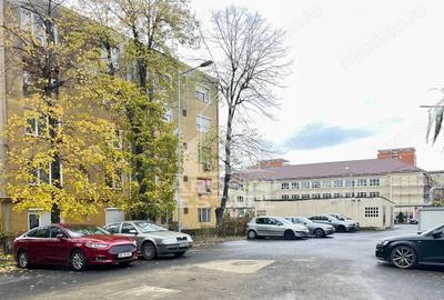 Apartament 3 camere - Zona Podgoria, Lic. Informatica - 17