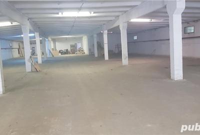 Spațiu comercial, de 2,900 mp, în Central - 3