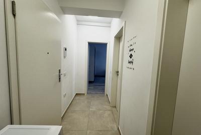 Garsonieră decomandată, mobilată în Tractorul - 3