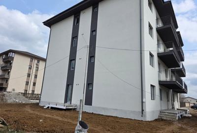 Apartament cu 2 camere decomandat în Fundeni - 22