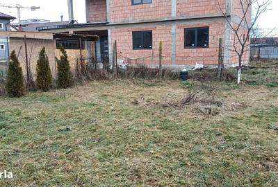 Spațiu comercial, în Florești