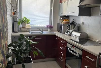 Garsonieră decomandată în Complex Studențesc