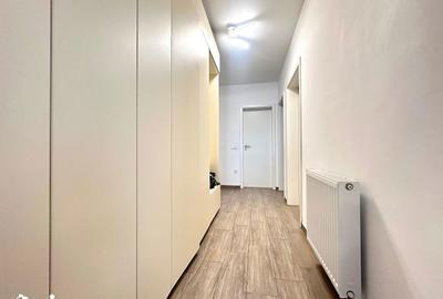 Apartament cu 3 camere, mobilat în Tractorul - 10