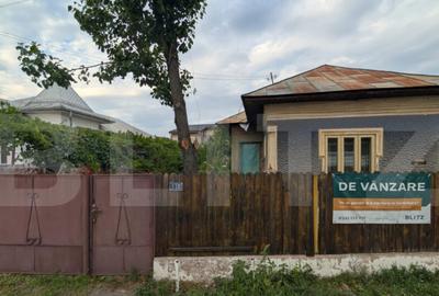 Casă cu 3 camere cu Teren 2540 Mp în Central - 2