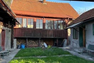 Casă cu 2 camere în Central - 1