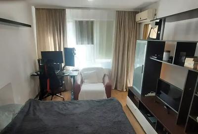 Apartament cu 3 camere decomandat, mobilat în Sălăjan - 1