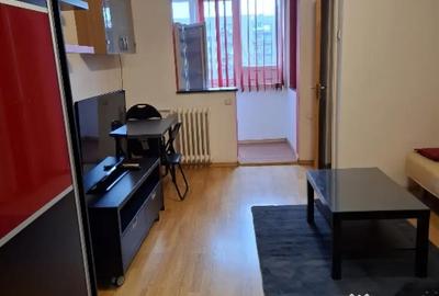 Garsonieră semidecomandată în Titan - 1