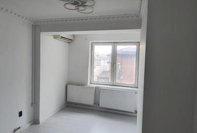 Casă cu 5 camere cu Canalizare în Parcul Carol - 11