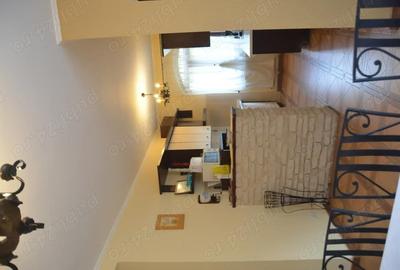 Casă cu 6 camere cu Teren 580 Mp în Valea Alba