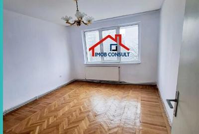 Apartament cu 3 camere, decomandat! Str. M. Eminescu! CE1372 - 5