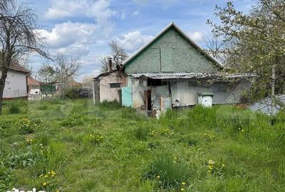 Casă cu 1 camere cu Teren 1500 Mp în Moșnița Nouă - 4