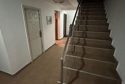 Apartament cu 2 camere, mobilat în Central