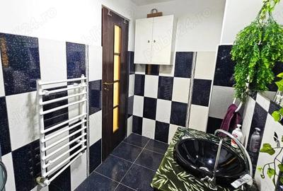 De vanzare spa?iu central, mobilat, depozit, terasa Pite?ti Republicii - 12