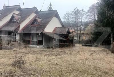 Casă cu Teren 1000 Mp în Central - 3