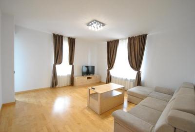 Apartament cu 3 camere decomandat, mobilat în Tineretului