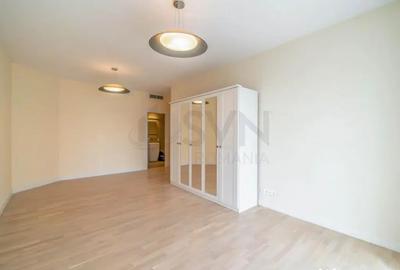 Apartament cu 4 camere decomandat în Aviatorilor - 1