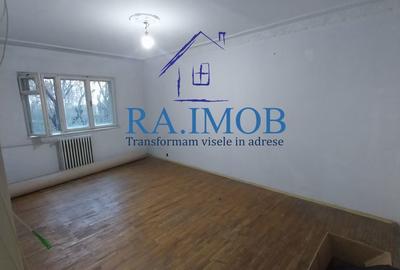 Apartament cu 3 camere decomandat în 9 Mai - 12