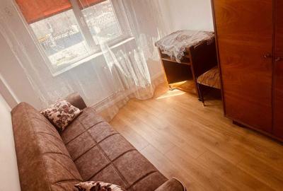 Apartament cu 3 camere semidecomandat în Tomis Nord