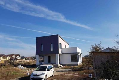 Casă cu 4 camere cu Teren 380 Mp în Central - 3