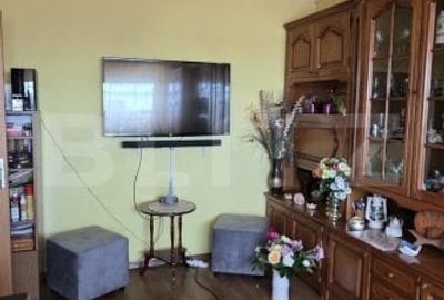 Apartament de vanzare, cu 4 camere, 4 balcoane, 75 mp, zona Blv Bucuresti - 3
