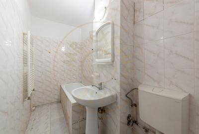 Apartament cu 3 camere decomandat, mobilat în Topoloveni - 10