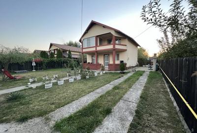 Casă individuală cu 4 camere în Valea Călugărească