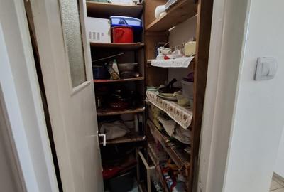 Brancoveanu ,bl.reabilitat,et.4/10,DECOMANDAT,Liber - 7