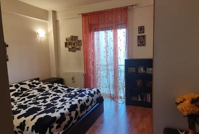 Apartament cu 4 camere decomandat în Aradului - 13