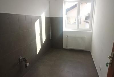 Casă individuală cu 9 camere cu Canalizare în Blașcovici - 10