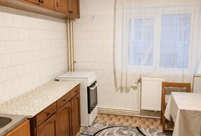 Apartament cu 3 camere decomandat în Central - 2
