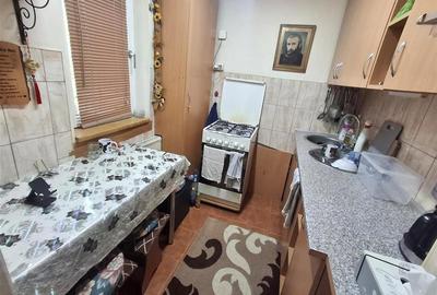 Garsonieră semidecomandată în Vasile Aaron - 9