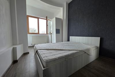 Apartament cu 2 camere semidecomandat, mobilat în Cișmigiu