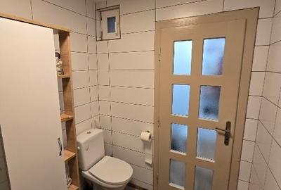 Apartament cu 3 camere semidecomandat în Schei - 10