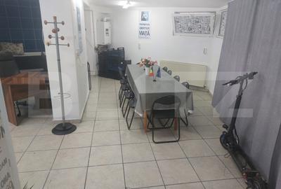 Spatiu comercial de inchiriat in suprafat de 40 mp, Zona Porolisumm Spatiu comercial de inchiriat in suprafat de 40 mp, Zona Porolisumm - 2