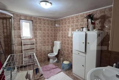 Apartament cu 3 camere decomandat în Independenței - 3