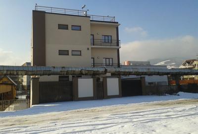 Vand spatiu comercial /birouri 1620 mp Deva - 5