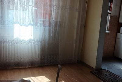 Garsonieră semidecomandată în Brâncoveanu