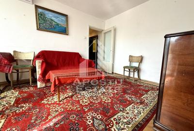 Apartament cu 3 camere semidecomandat, mobilat în Iosefin - 1