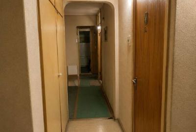Apartament cu 3 camere decomandat în Sălaj