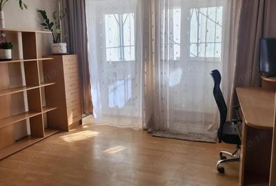 Garsonieră decomandată în Nerva Traian - 1