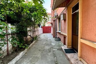 Apartament cu 4 camere decomandat, mobilat în Eminescu - 21