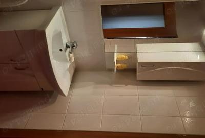 Apartament cu 2 camere decomandat în Central - 1