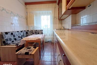Apartament cu 3 camere decomandat, mobilat în Independenței - 13