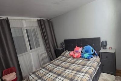 Etaj 3 - Alexandru - Zimbru - 2 camere - mobilat + utilat - 3