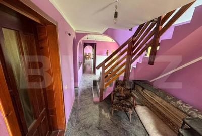 Casa , 330 mp si 1300mp teren, zona Plopeni - 10
